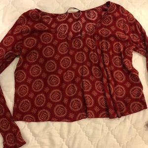 Brandy Melville patterned long sleeve top